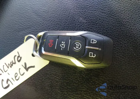 2015 Ford F-150 Lariat из США, поврежденный, VIN 1FTEW1EG7FFA67944